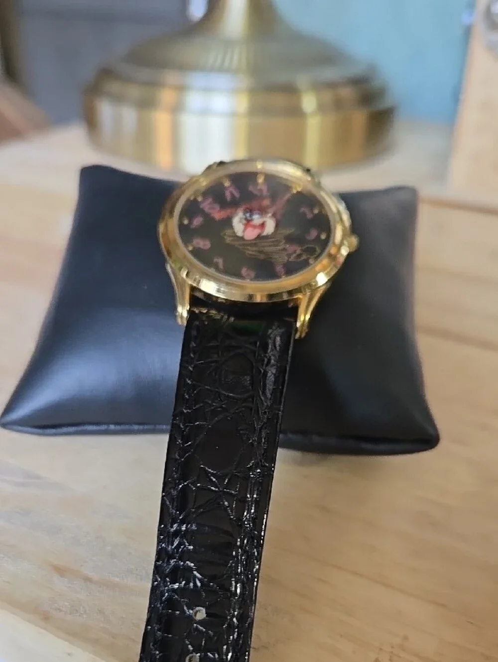 Vintage 1992 Warner Bros Tazmanian Devil Watch